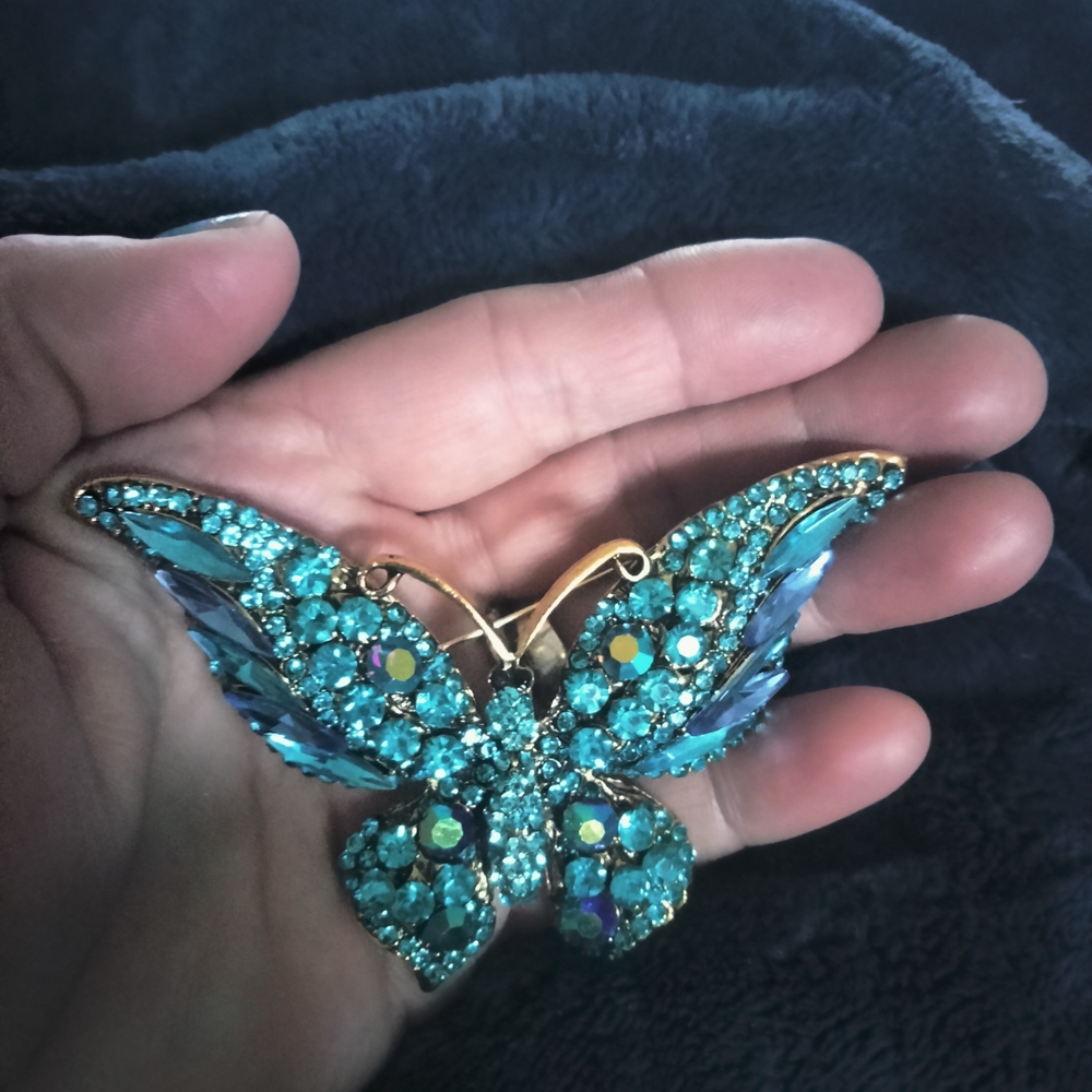 Elegant Blue Butterfly Brooch